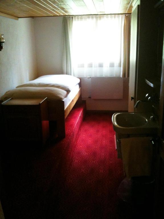 Hotel Stalden Lütschenthal Oda fotoğraf