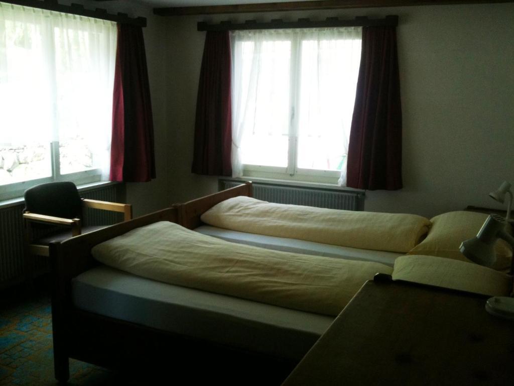 Hotel Stalden Lütschenthal Oda fotoğraf